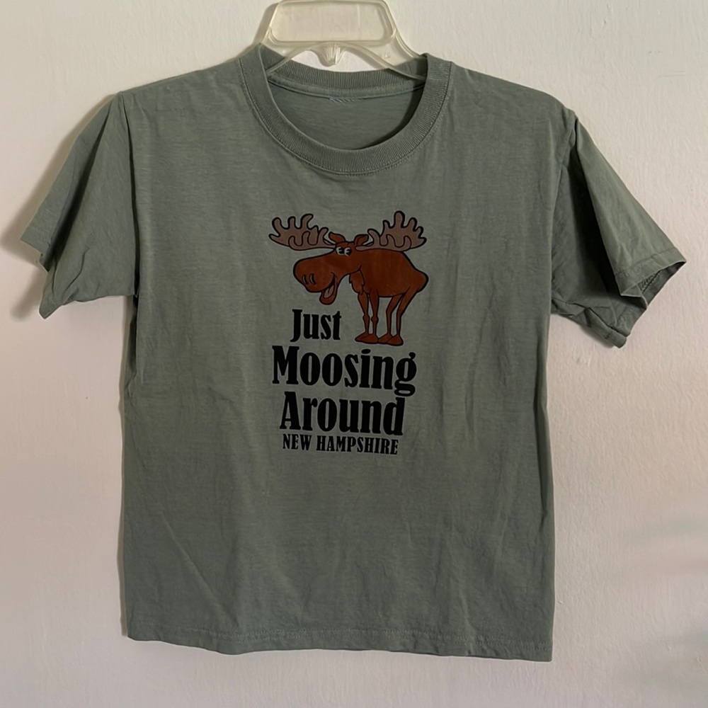 Moose tee